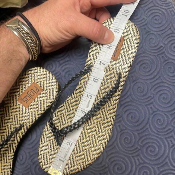 Flojos Black and Cream Sandles - Picture 6 of 8